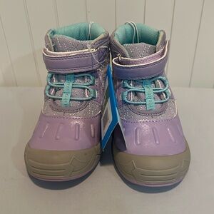 NWT Stride Rite Nebraska Boot. Size 8 toddler.